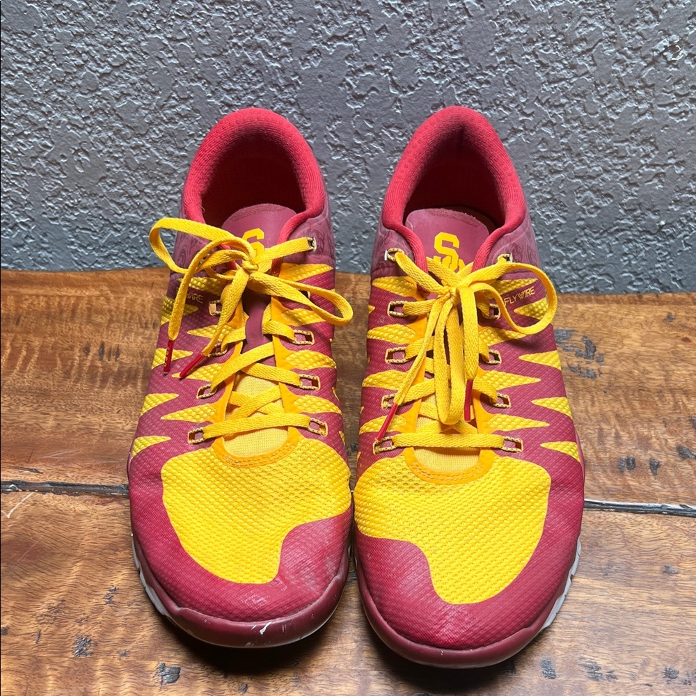 USC Nike Running Shoes